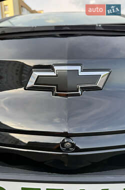 Хетчбек Chevrolet Bolt EV 2023 в 