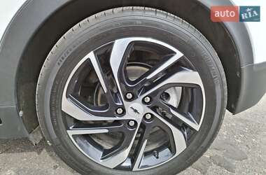 Хетчбек Chevrolet Bolt EV 2023 в 