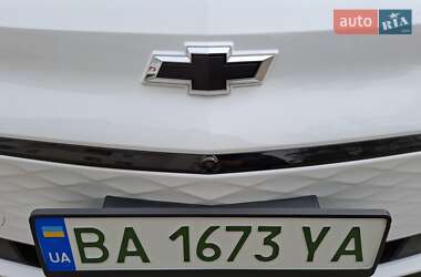 Хетчбек Chevrolet Bolt EV 2023 в 