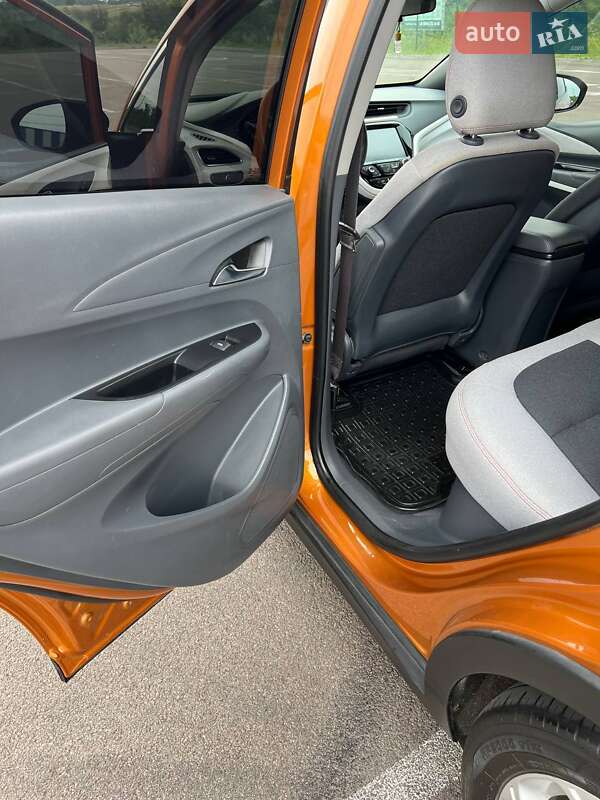 Хетчбек Chevrolet Bolt EV 2017 в Рівному
