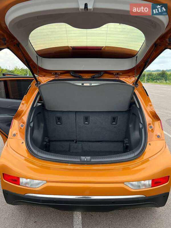 Хетчбек Chevrolet Bolt EV 2017 в Рівному