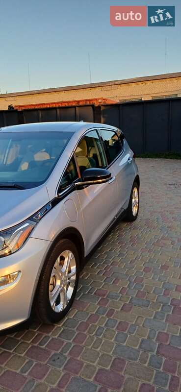 Хэтчбек Chevrolet Bolt EV 2017 в Костополе