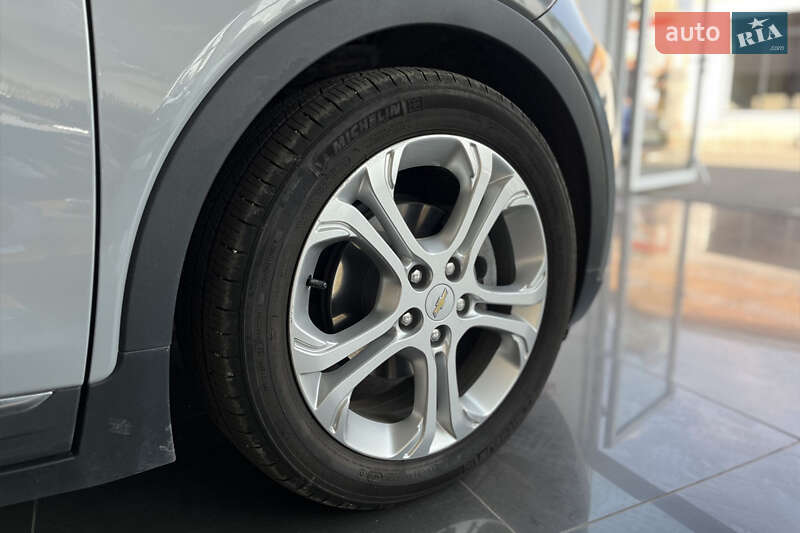 Хетчбек Chevrolet Bolt EV 2021 в Шептицькому