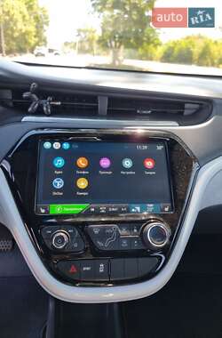 Хэтчбек Chevrolet Bolt EV 2019 в 