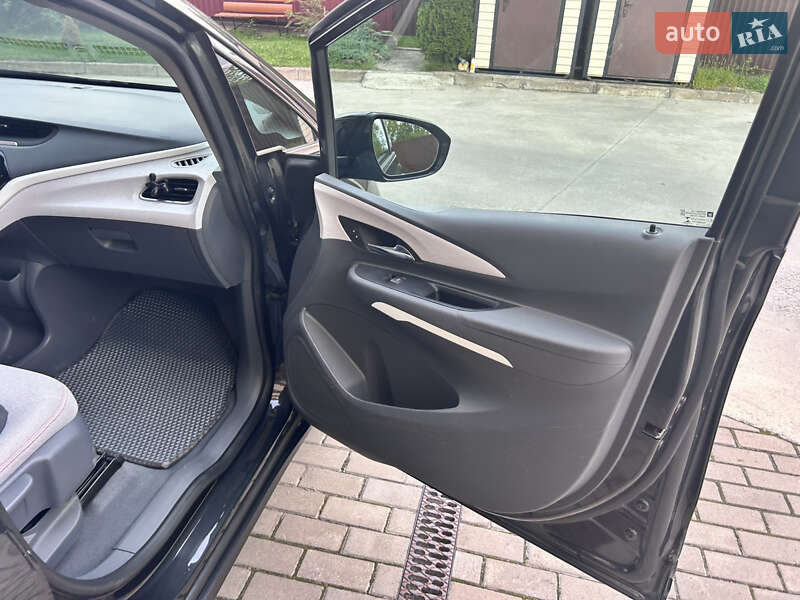 Хэтчбек Chevrolet Bolt EV 2019 в Львове