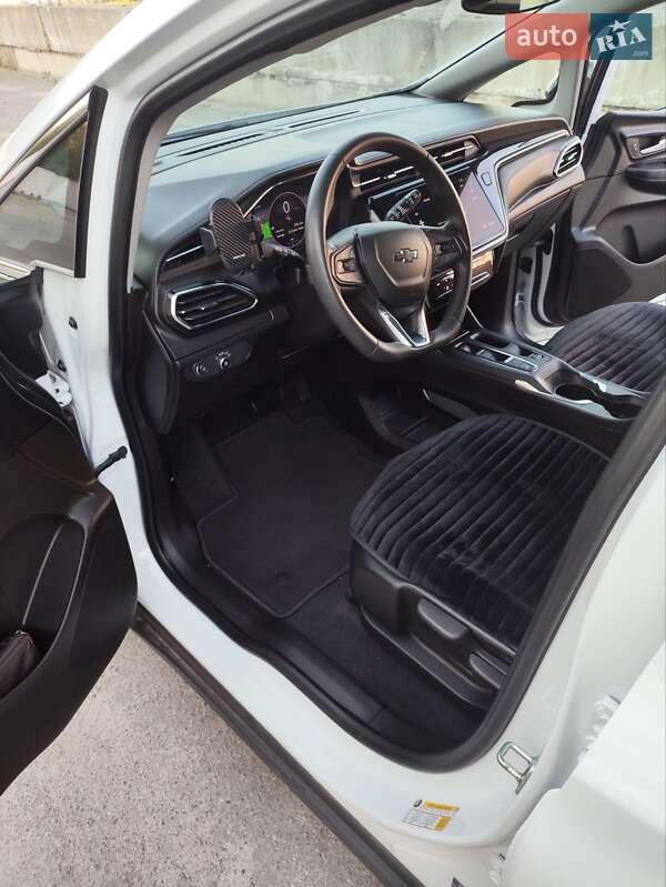 Хэтчбек Chevrolet Bolt EV 2023 в Полтаве