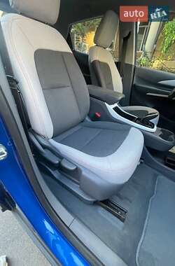 Хетчбек Chevrolet Bolt EV 2020 в 