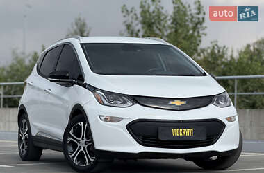 Хэтчбек Chevrolet Bolt EV 2018 в 