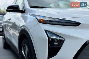 Хетчбек Chevrolet Bolt EV 2021 в 