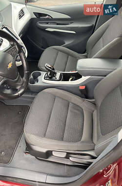 Хэтчбек Chevrolet Bolt EV 2017 в 