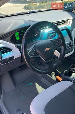 Хэтчбек Chevrolet Bolt EV 2019 в 