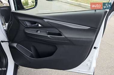 Хэтчбек Chevrolet Bolt EV 2021 в 