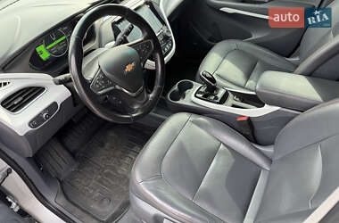 Хэтчбек Chevrolet Bolt EV 2021 в 