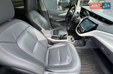 Хэтчбек Chevrolet Bolt EV 2021 в 