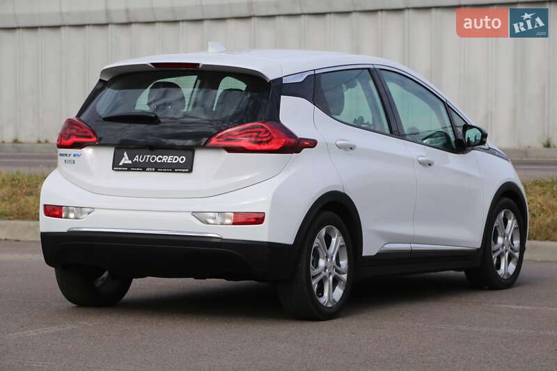Хетчбек Chevrolet Bolt EV 2020 в Києві фото 7 Хетчбек Chevrolet Bolt EV 2020 в Києві