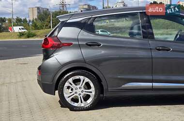 Хэтчбек Chevrolet Bolt EV 2021 в 