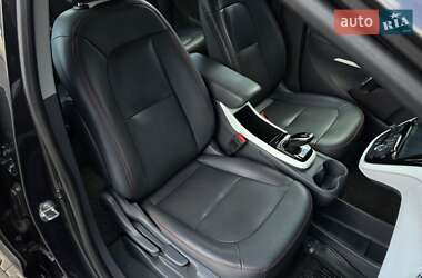 Хэтчбек Chevrolet Bolt EV 2021 в 