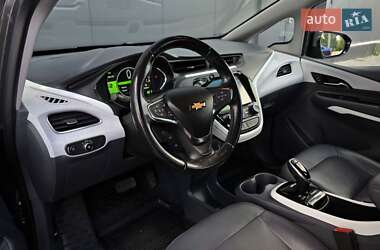 Хэтчбек Chevrolet Bolt EV 2021 в 