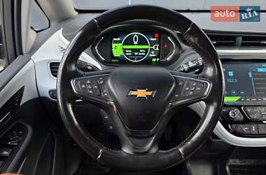 Хэтчбек Chevrolet Bolt EV 2021 в 
