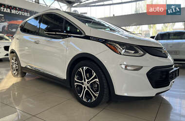 Хэтчбек Chevrolet Bolt EV 2017 в 