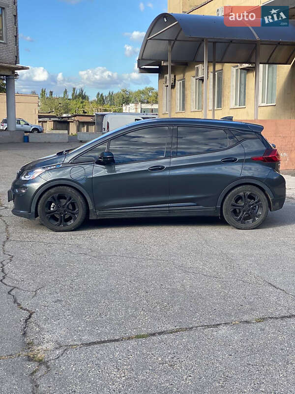 Хэтчбек Chevrolet Bolt EV 2018 в Запорожье