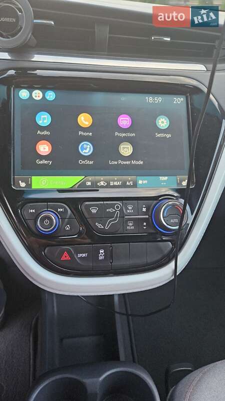 Хетчбек Chevrolet Bolt EV 2020 в Києві фото 16 Хетчбек Chevrolet Bolt EV 2020 в Києві