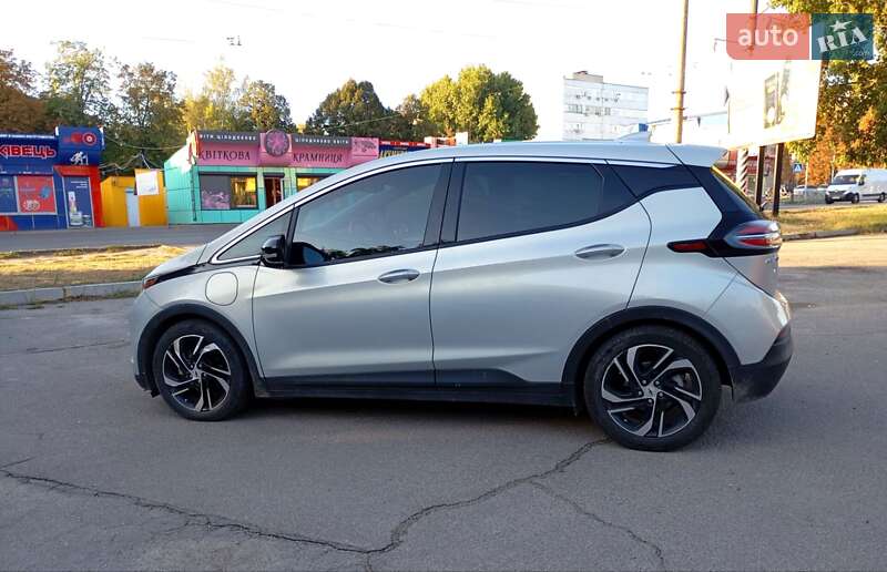 Хэтчбек Chevrolet Bolt EV 2022 в Кропивницком