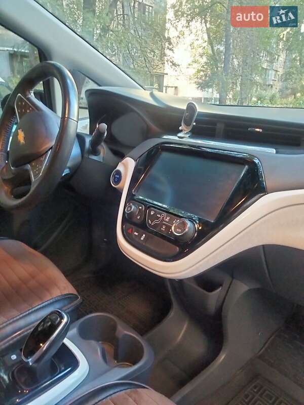 Хэтчбек Chevrolet Bolt EV 2017 в Одессе