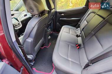 Хэтчбек Chevrolet Bolt EV 2017 в 