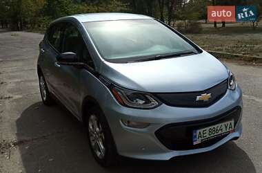 Хэтчбек Chevrolet Bolt EV 2017 в 