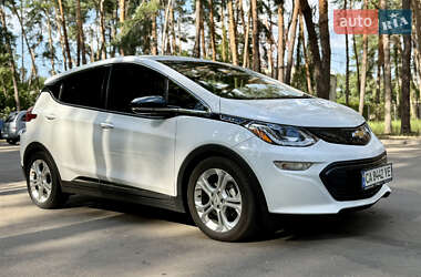 Хэтчбек Chevrolet Bolt EV 2021 в 