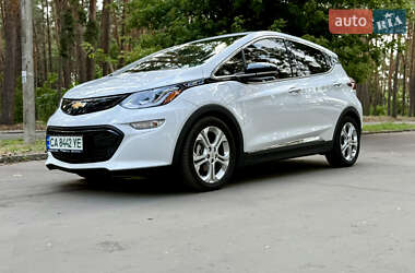 Хэтчбек Chevrolet Bolt EV 2021 в 