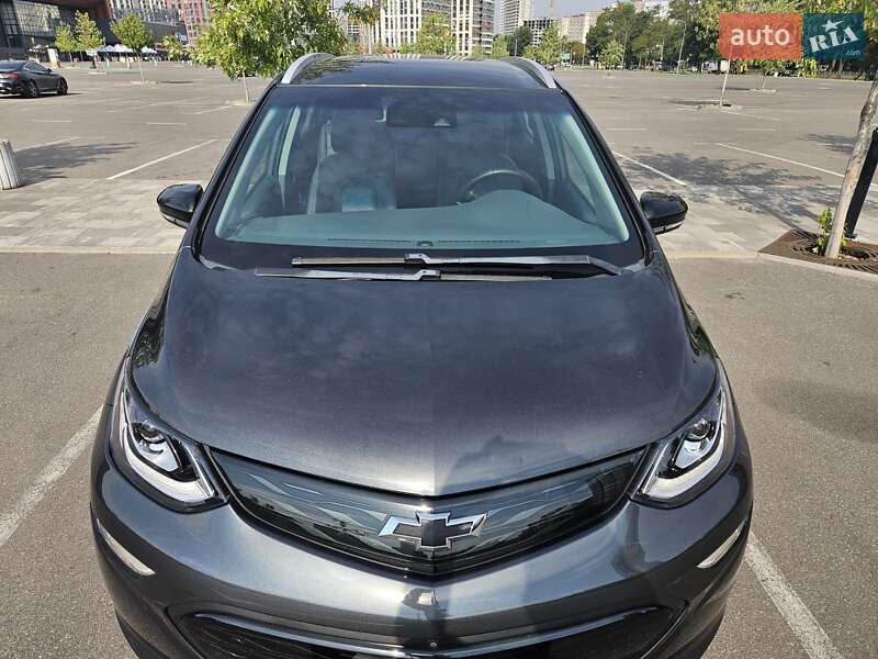 Хэтчбек Chevrolet Bolt EV 2018 в Киеве фото 45 Хэтчбек Chevrolet Bolt EV 2018 в Киеве