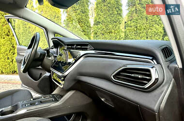 Хэтчбек Chevrolet Bolt EV 2022 в 