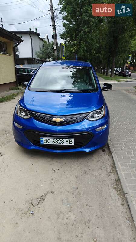 Хэтчбек Chevrolet Bolt EV 2020 в 