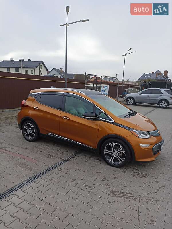 Хэтчбек Chevrolet Bolt EV 2016 в Львове