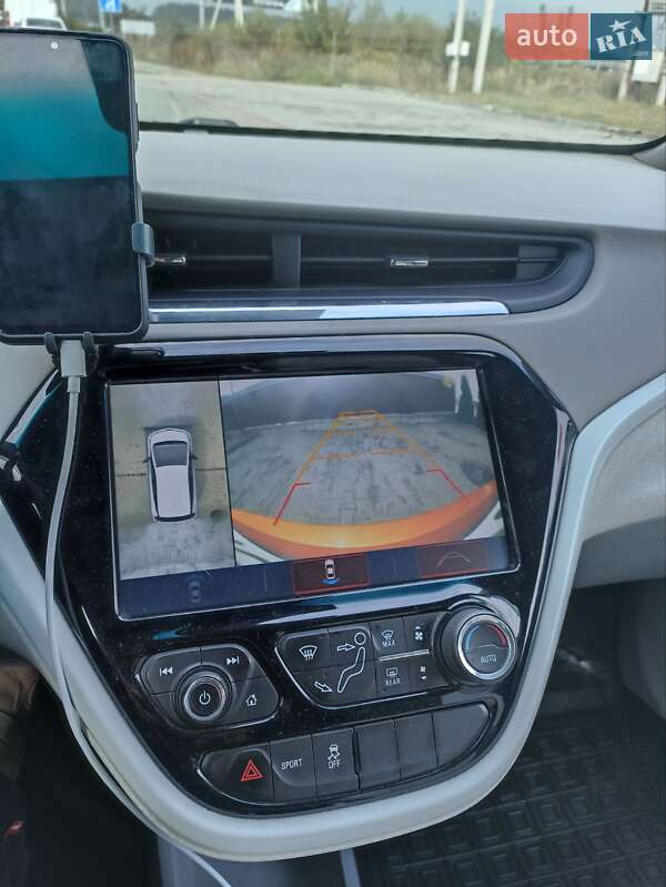Хэтчбек Chevrolet Bolt EV 2016 в Львове