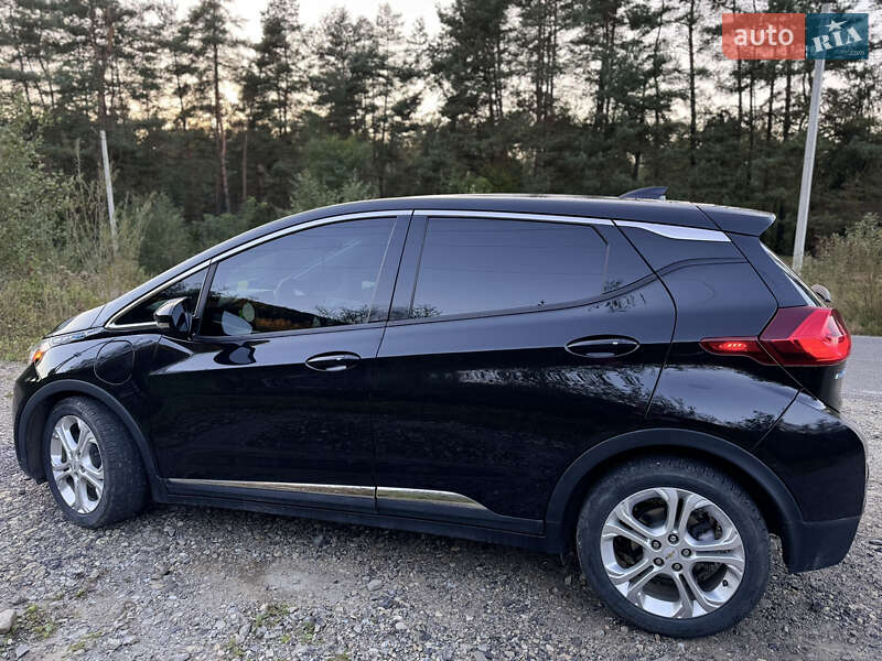 Хэтчбек Chevrolet Bolt EV 2018 в Косове