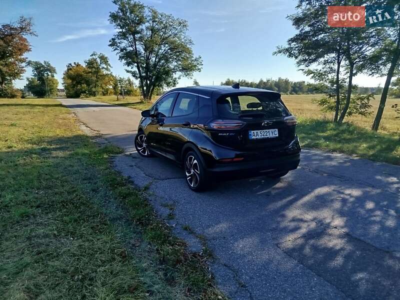 Хэтчбек Chevrolet Bolt EV 2023 в Киеве фото 5 Хэтчбек Chevrolet Bolt EV 2023 в Киеве