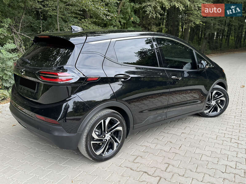 Хэтчбек Chevrolet Bolt EV 2023 в Тернополе