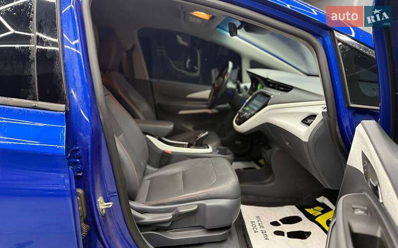 Хэтчбек Chevrolet Bolt EV 2020 в Черновцах