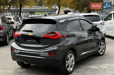 Хэтчбек Chevrolet Bolt EV 2017 в 