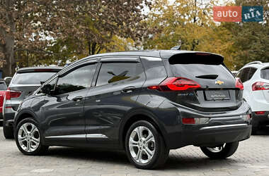 Хэтчбек Chevrolet Bolt EV 2017 в 