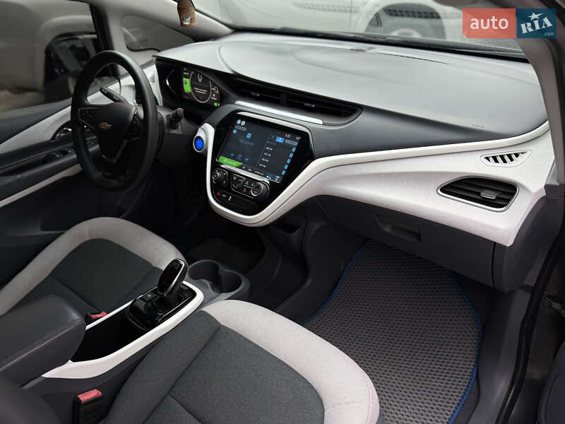 Хэтчбек Chevrolet Bolt EV 2017 в Одессе