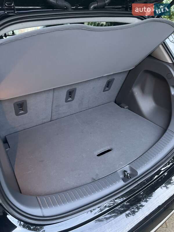 Хетчбек Chevrolet Bolt EV 2017 в Харкові фото 11 Хетчбек Chevrolet Bolt EV 2017 в Харкові