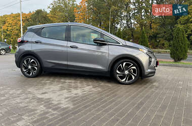 Хэтчбек Chevrolet Bolt EV 2022 в 