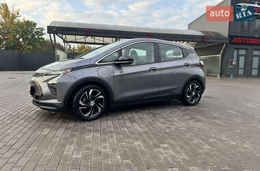Хэтчбек Chevrolet Bolt EV 2022 в 