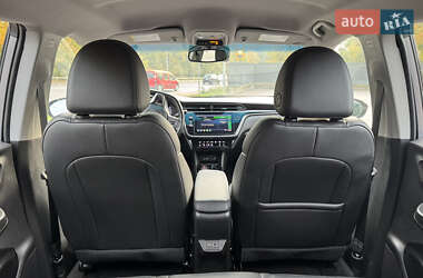 Хэтчбек Chevrolet Bolt EV 2022 в 