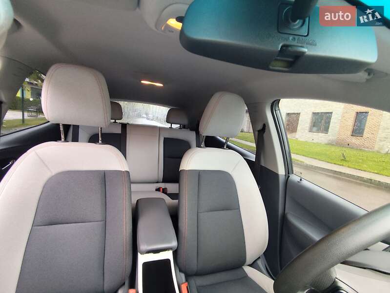 Хэтчбек Chevrolet Bolt EV 2019 в Фастове
