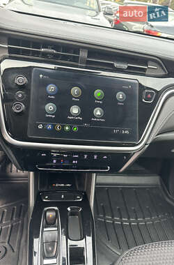 Хэтчбек Chevrolet Bolt EV 2020 в 